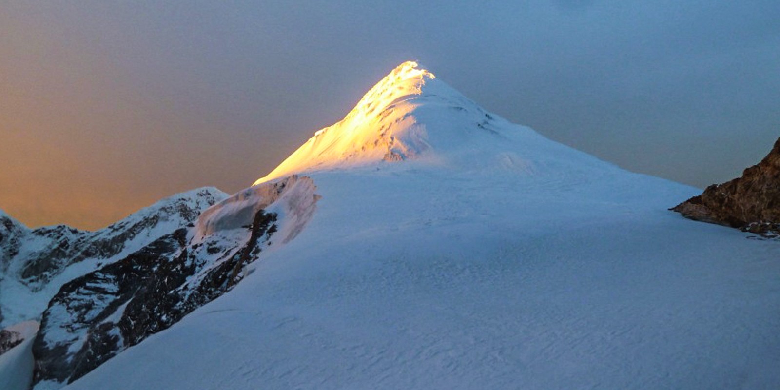 PACHHERMO PEAK EXPEDITION (6187M) + TASHI LAPCHA PASS