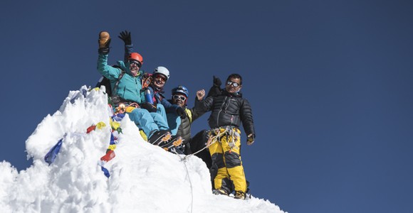 LOBUCHE PEAK EXPEDITION (6119M)