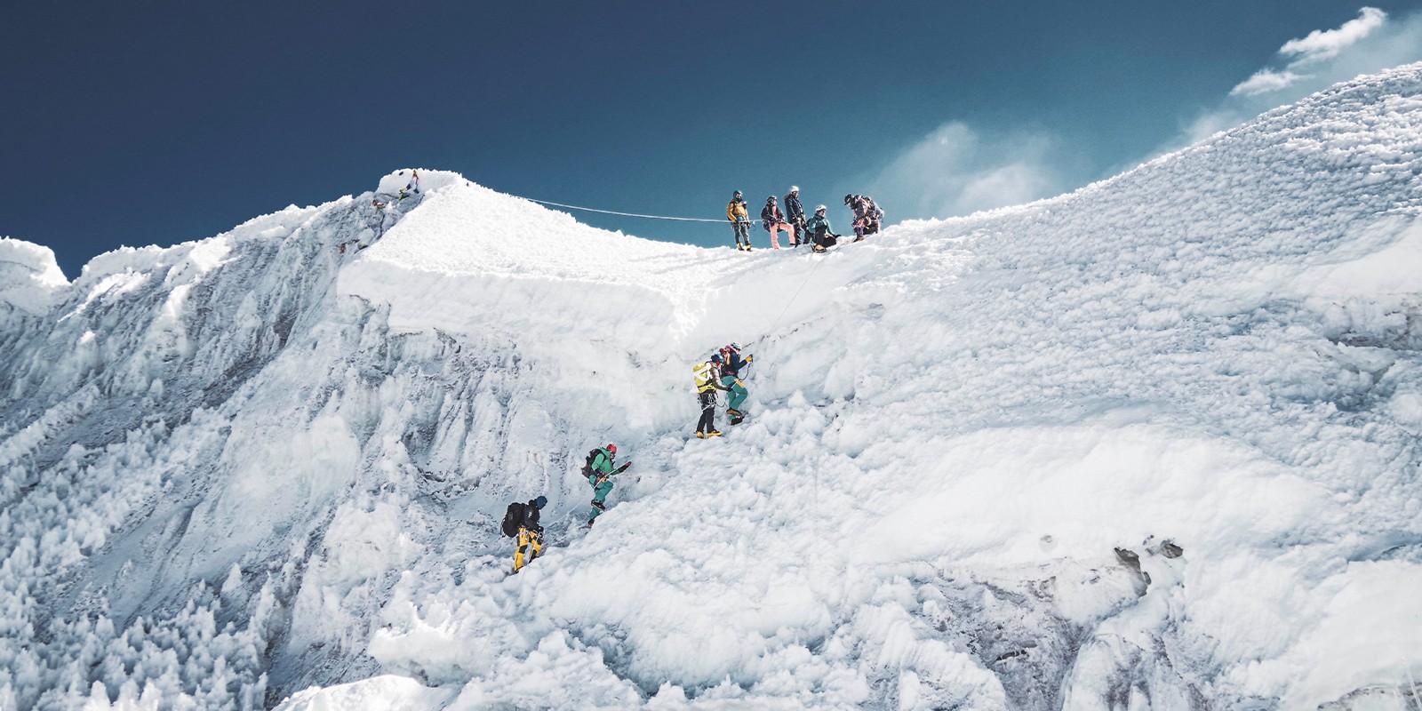 3 PEAKS - [MERA + ISLAND + LOBUCHE] PEAK CLIMBING + EBC Trek
